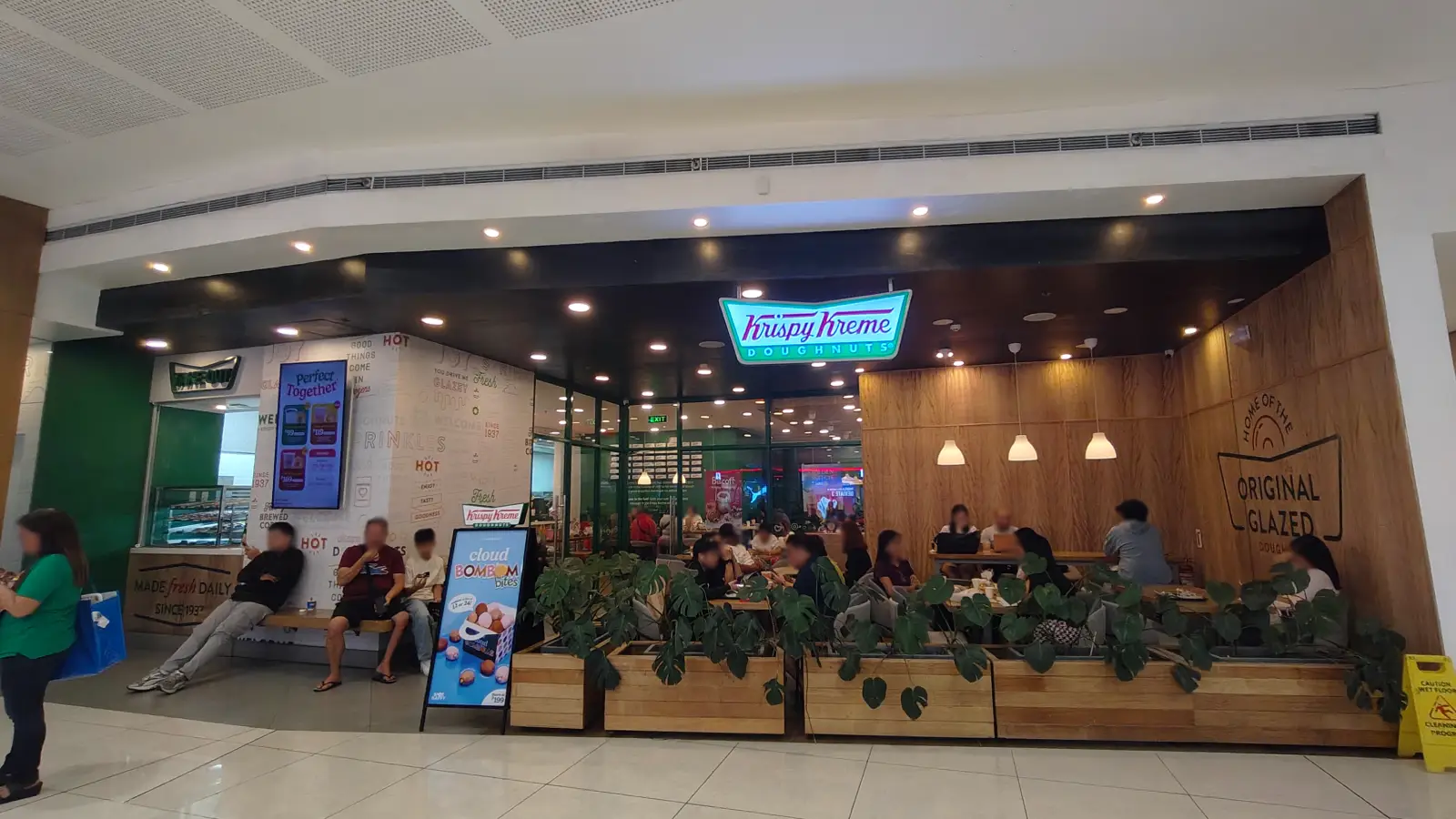 KRISPY KREME in SM Mall of Asia